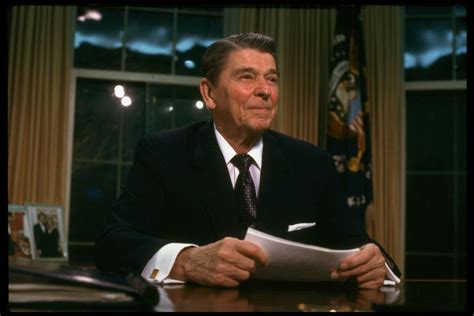 reagan satrip|Biography of Ronald Reagan, 40th President of the U.S..